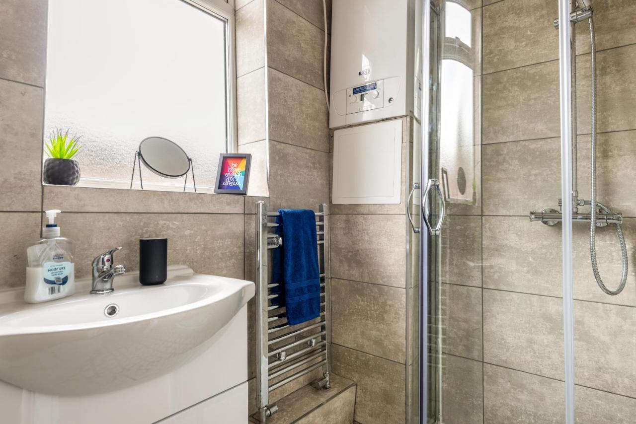 Hopetown Apartment-Modern 1 Bed With Free Parking Normanton  Dış mekan fotoğraf